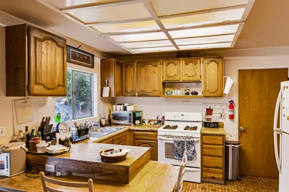 1123 Seaview Avenue Pacific Grove, CA 93950