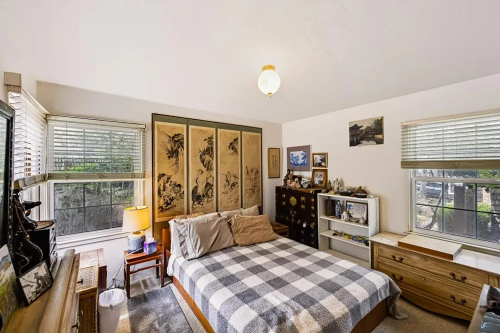 1123 Seaview Avenue Pacific Grove, CA 93950