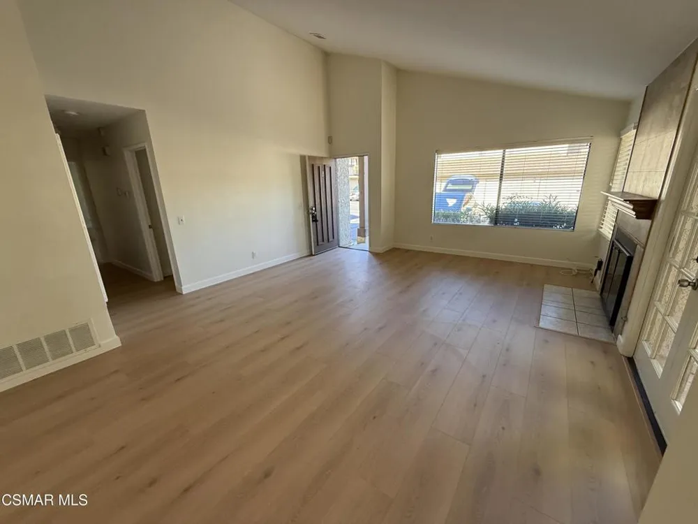 1107 Catlin Street #B Simi Valley, CA 93065