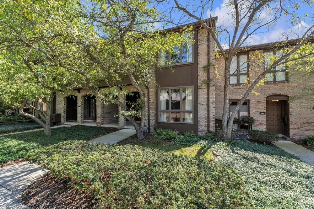 676 Greenhills Drive Ann Arbor, MI 48105