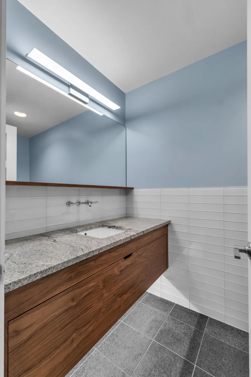 676 Greenhills Drive Ann Arbor, MI 48105
