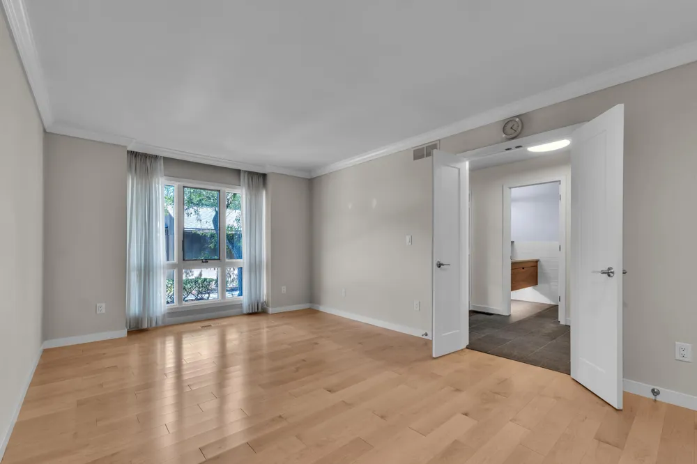676 Greenhills Drive Ann Arbor, MI 48105