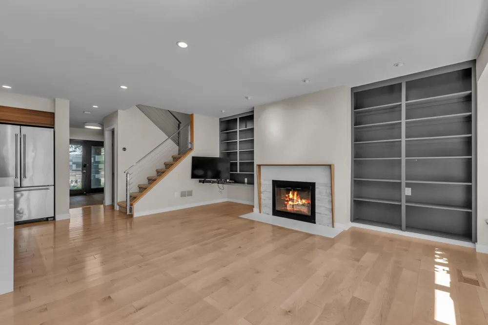 676 Greenhills Drive Ann Arbor, MI 48105