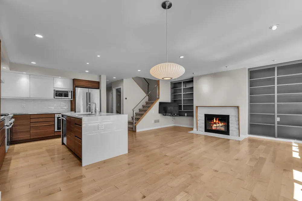 676 Greenhills Drive Ann Arbor, MI 48105