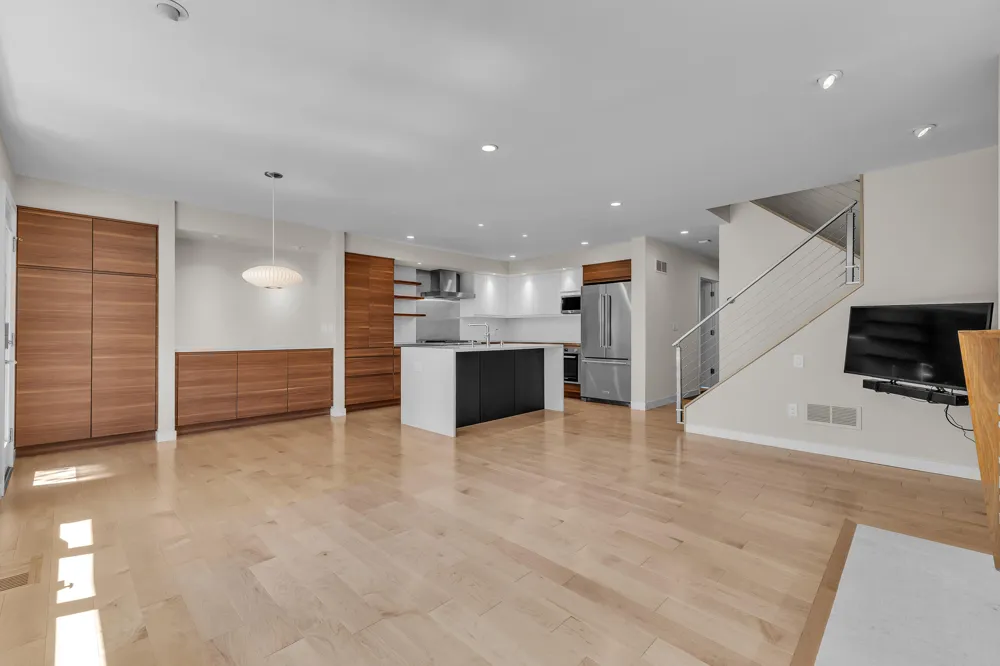 676 Greenhills Drive Ann Arbor, MI 48105