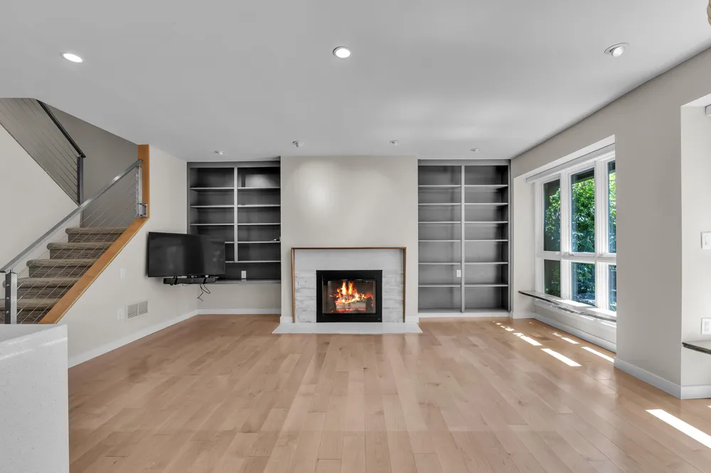 676 Greenhills Drive Ann Arbor, MI 48105
