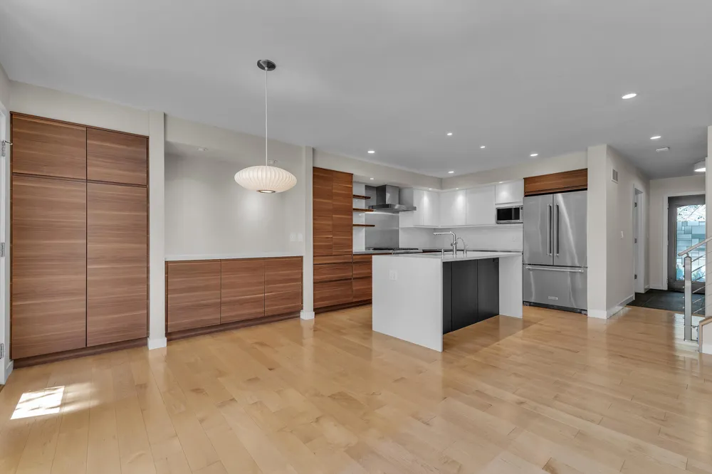 676 Greenhills Drive Ann Arbor, MI 48105