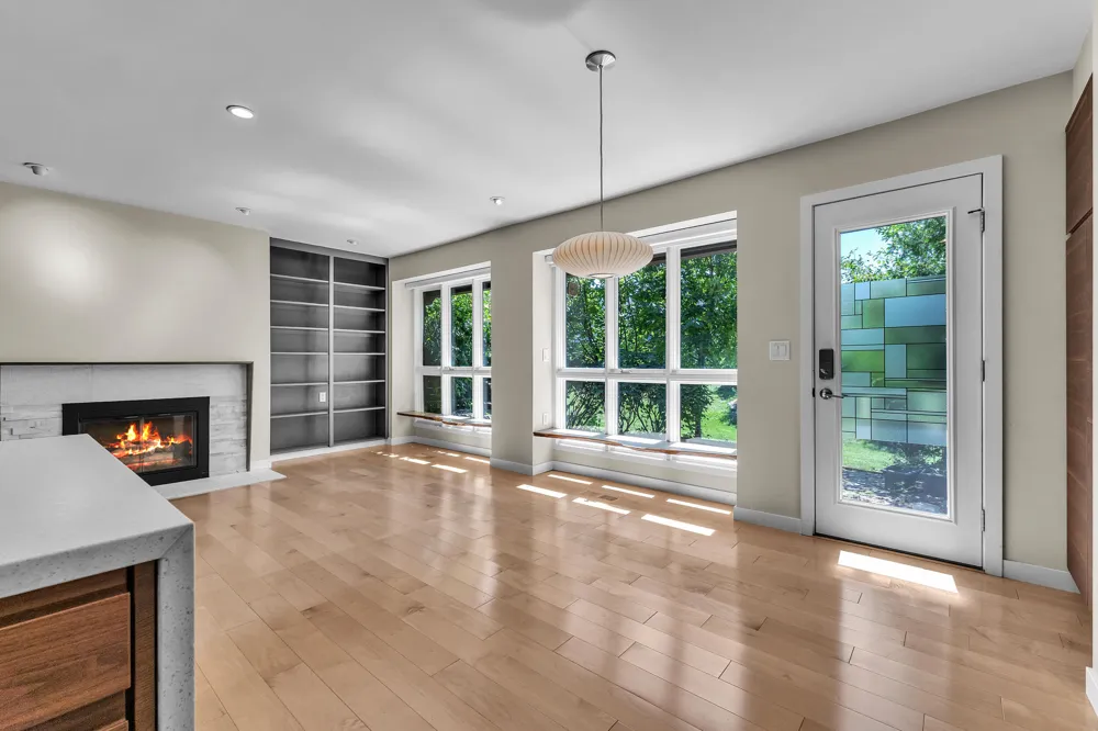 676 Greenhills Drive Ann Arbor, MI 48105