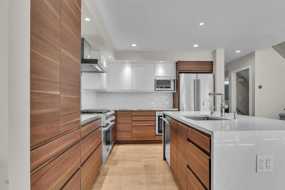 676 Greenhills Drive Ann Arbor, MI 48105