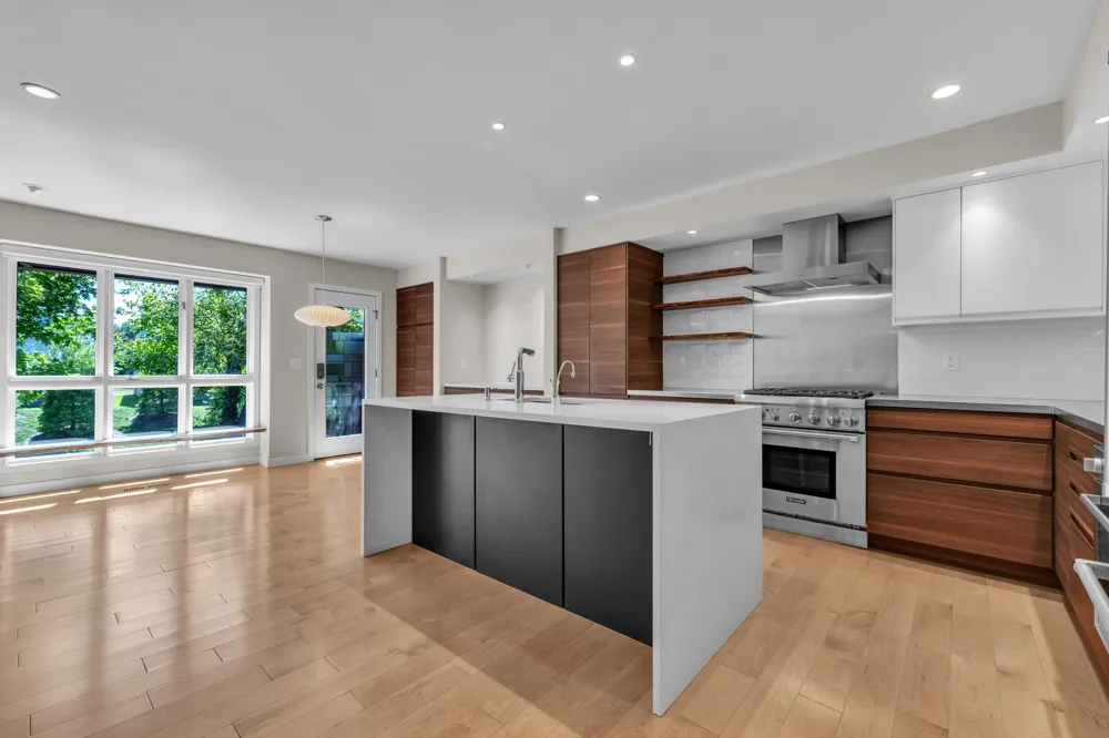 676 Greenhills Drive Ann Arbor, MI 48105
