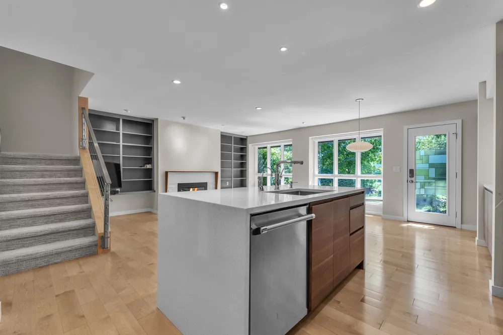 676 Greenhills Drive Ann Arbor, MI 48105