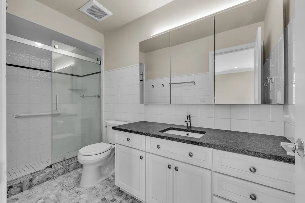 676 Greenhills Drive Ann Arbor, MI 48105