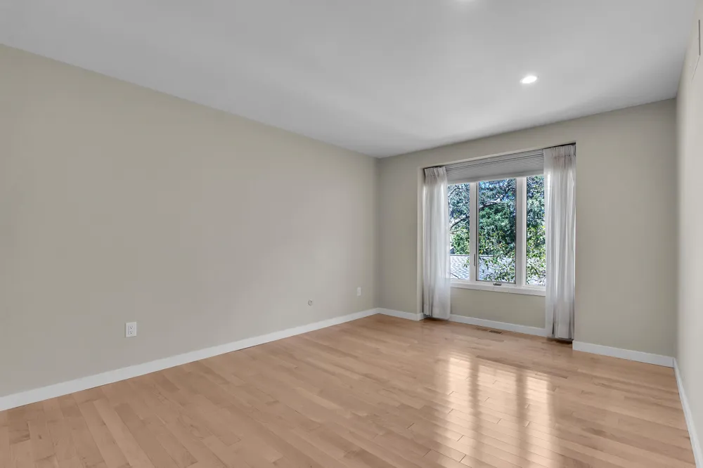 676 Greenhills Drive Ann Arbor, MI 48105