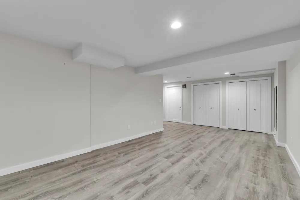 676 Greenhills Drive Ann Arbor, MI 48105