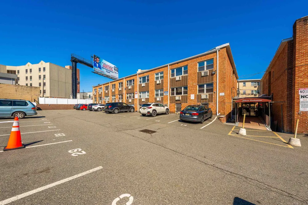 133 33RD ST Union City, NJ 07087