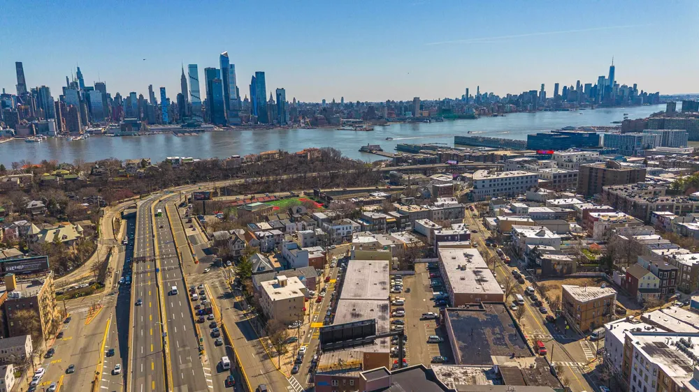 133 33RD ST Union City, NJ 07087