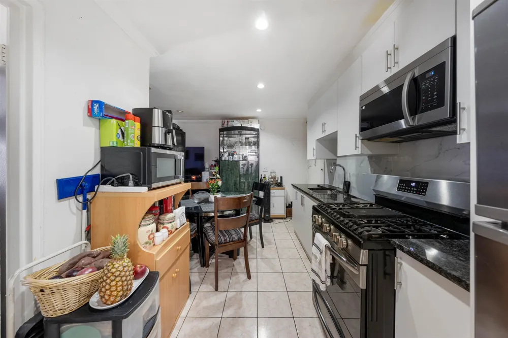 133 33RD ST Union City, NJ 07087