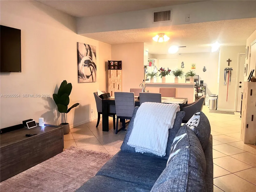 1210 Sorrento Dr Weston, FL 33326
