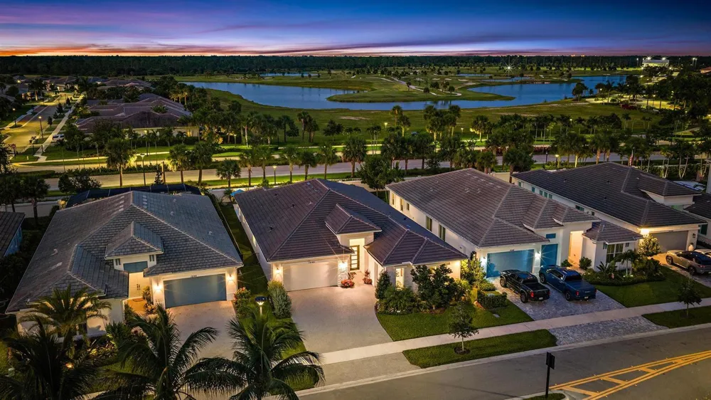 12144 Waterstone Circle Palm Beach Gardens, FL 33412