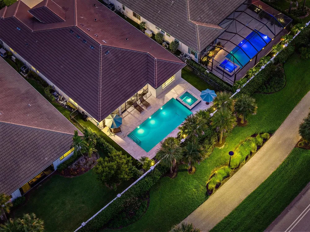 12144 Waterstone Circle Palm Beach Gardens, FL 33412