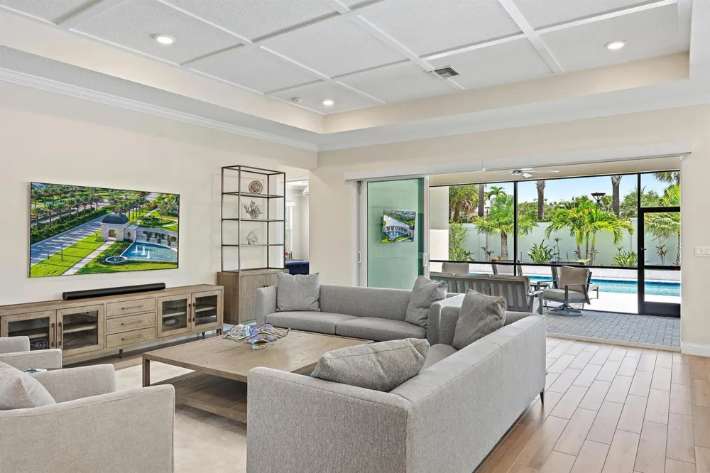 12144 Waterstone Circle Palm Beach Gardens, FL 33412