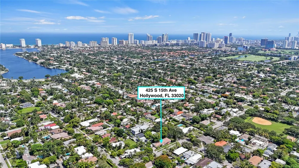 425 S 15th Ave Hollywood, FL 33020