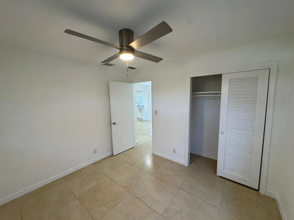 4717 NW 49TH PLACE Tamarac, FL 33319