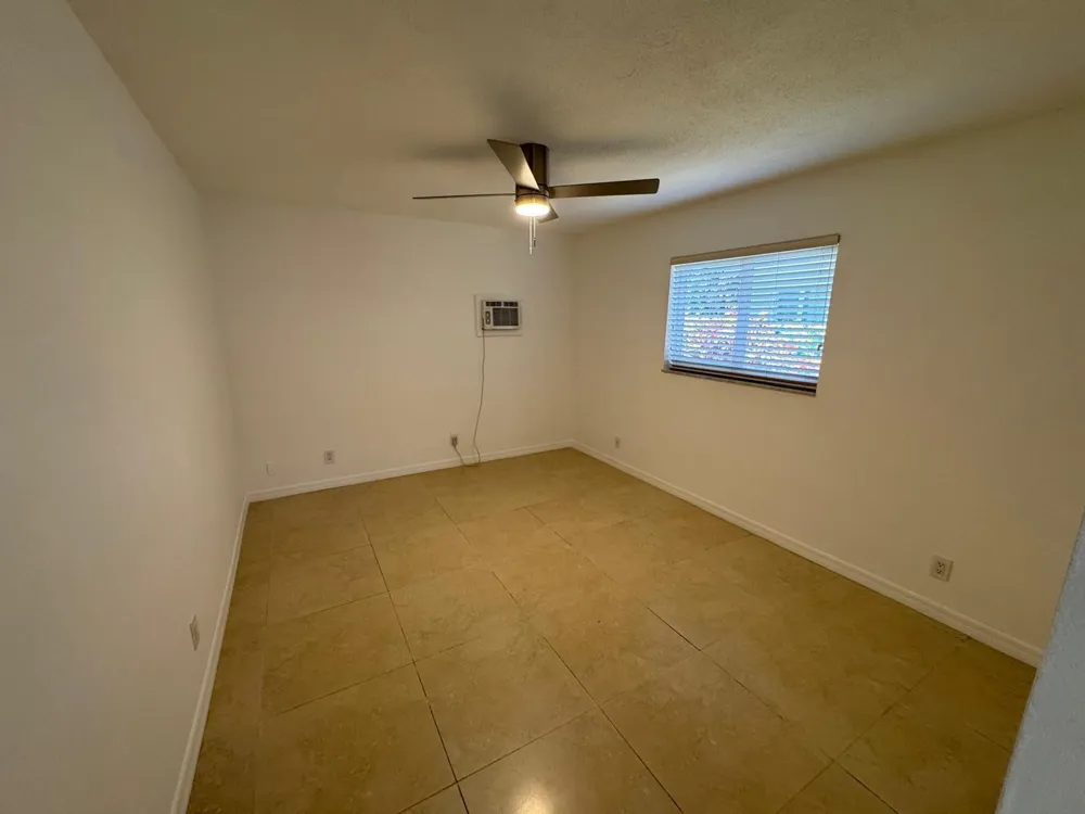 4717 NW 49TH PLACE Tamarac, FL 33319