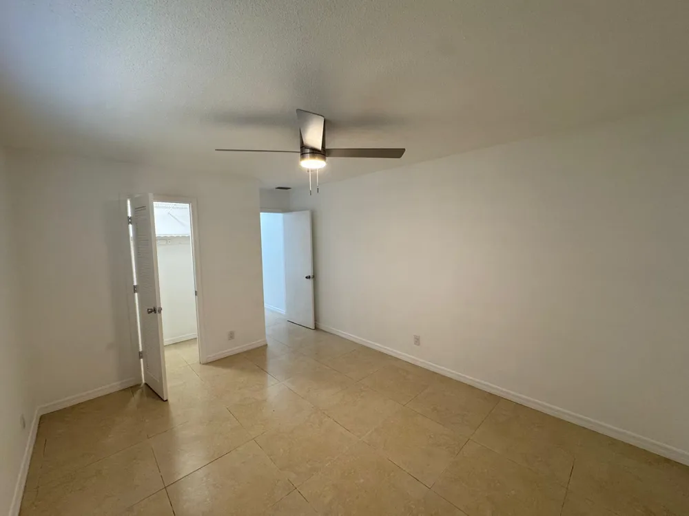 4717 NW 49TH PLACE Tamarac, FL 33319