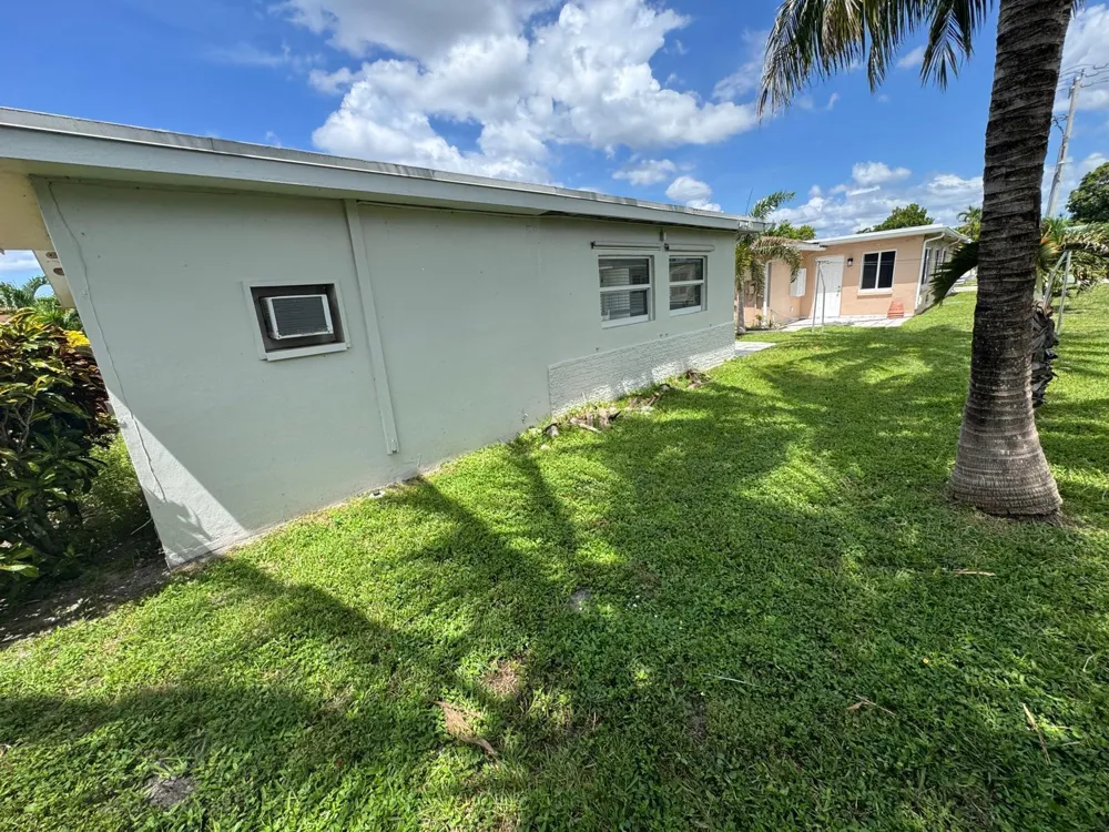 4717 NW 49TH PLACE Tamarac, FL 33319