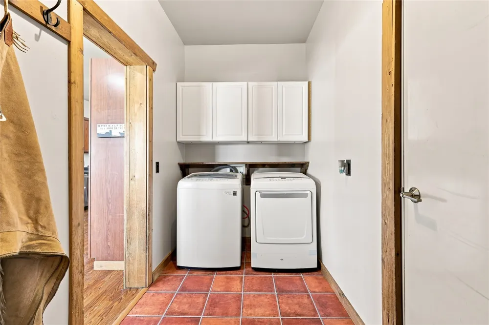 400616 W 4000 ROAD W Collinsville, OK 74021