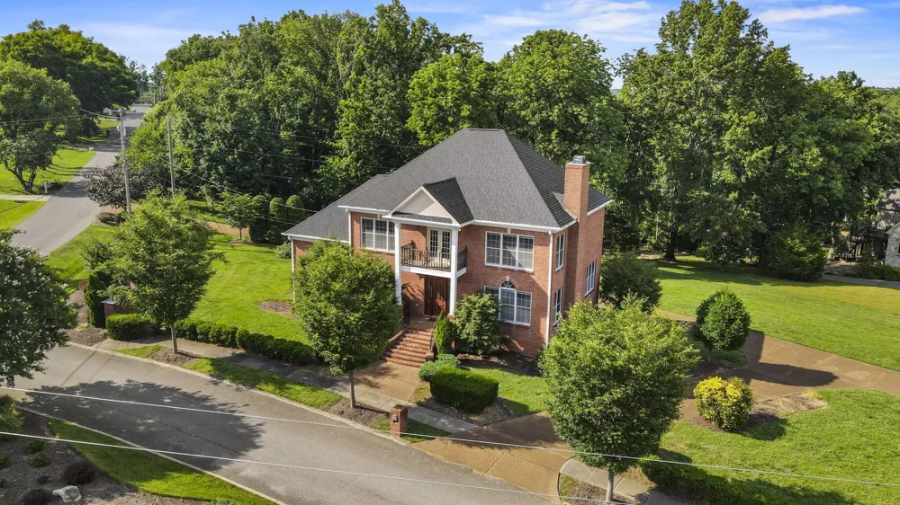 101 Governors Point Blvd Hendersonville, TN 37075