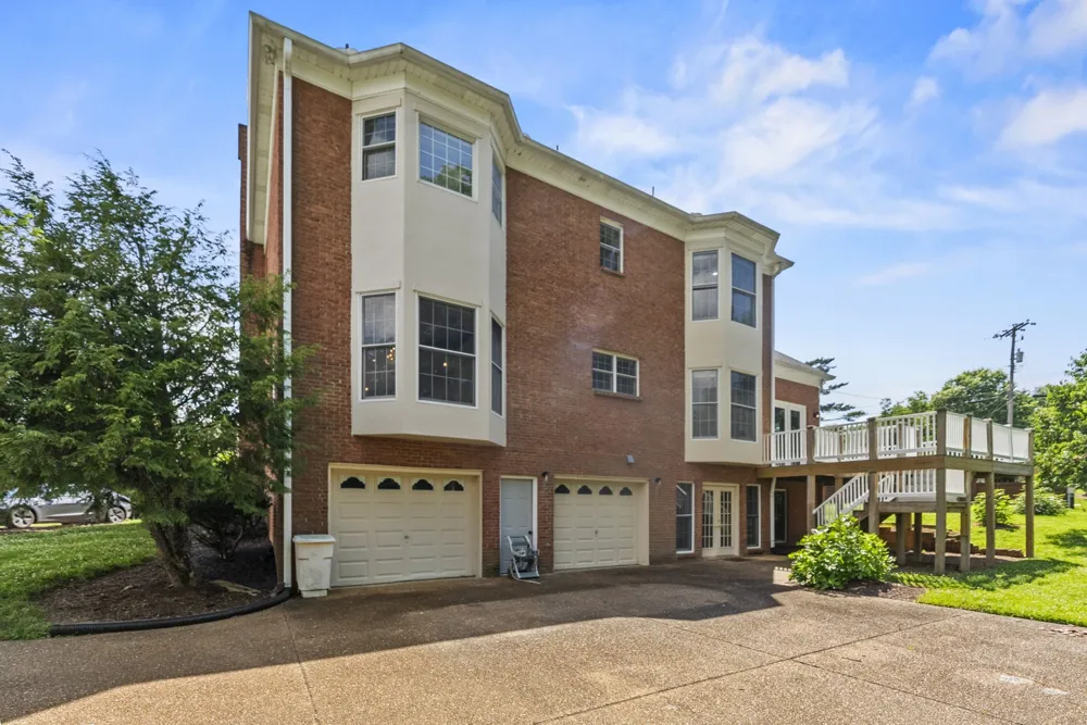 101 Governors Point Blvd Hendersonville, TN 37075