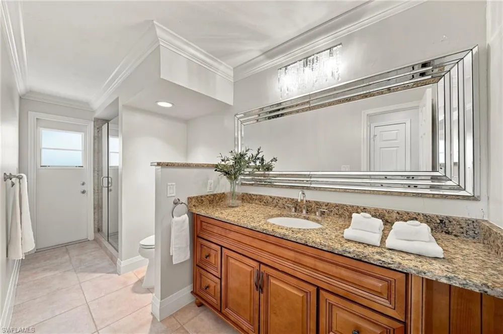 503 Neapolitan Way Naples, FL 34103