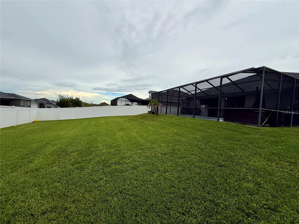 3339 PEARLY DRIVE Lakeland, FL 33812