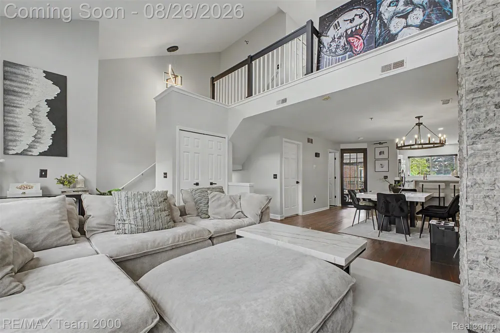 22137 W Village Drive Dearborn City, MI 48124