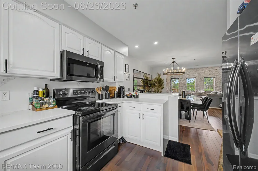 22137 W Village Drive Dearborn City, MI 48124
