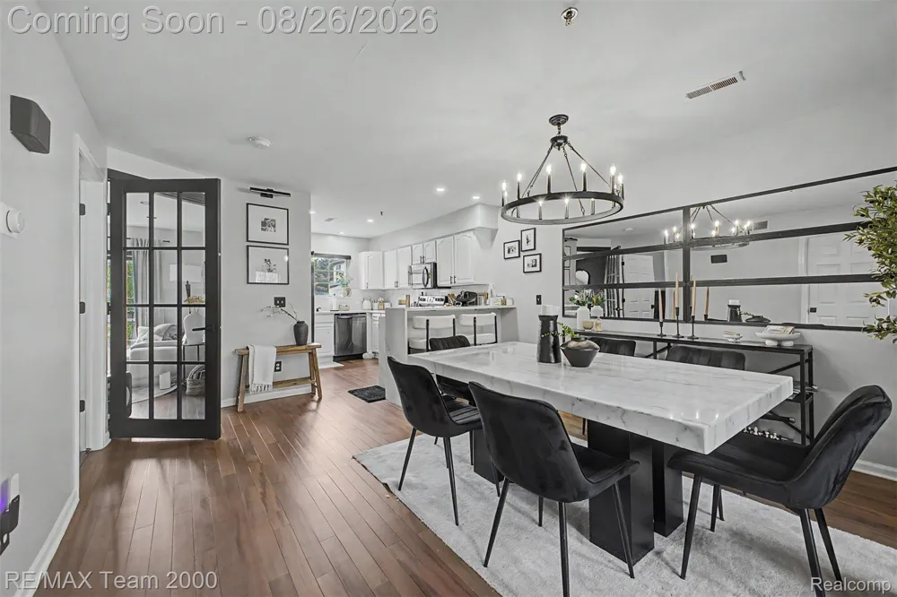22137 W Village Drive Dearborn City, MI 48124