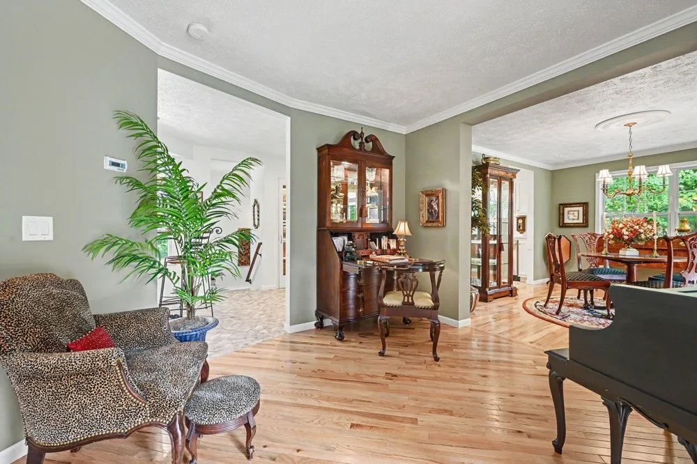 368 Summerset Drive Oshtemo Charter Township, MI 49009