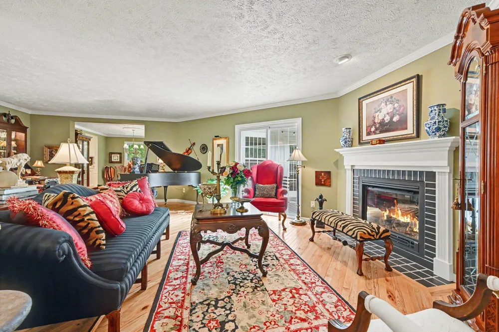 368 Summerset Drive Oshtemo Charter Township, MI 49009
