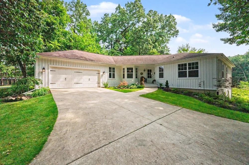 368 Summerset Drive Oshtemo Charter Township, MI 49009
