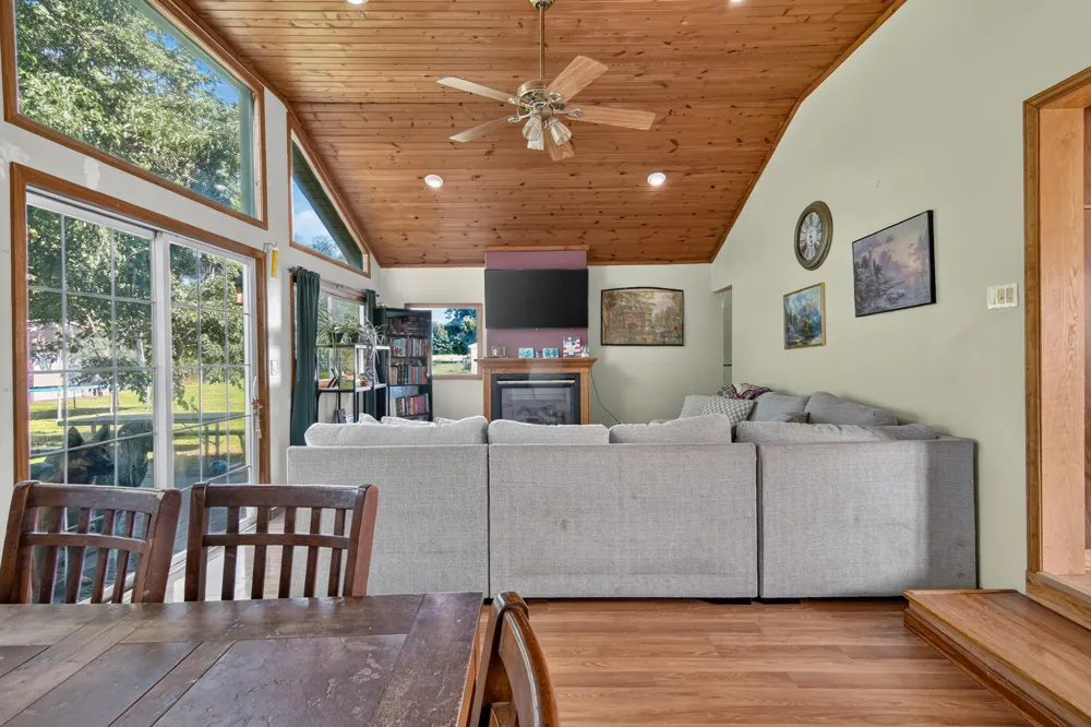 10620 Lake Street Somerset Township, MI 49282