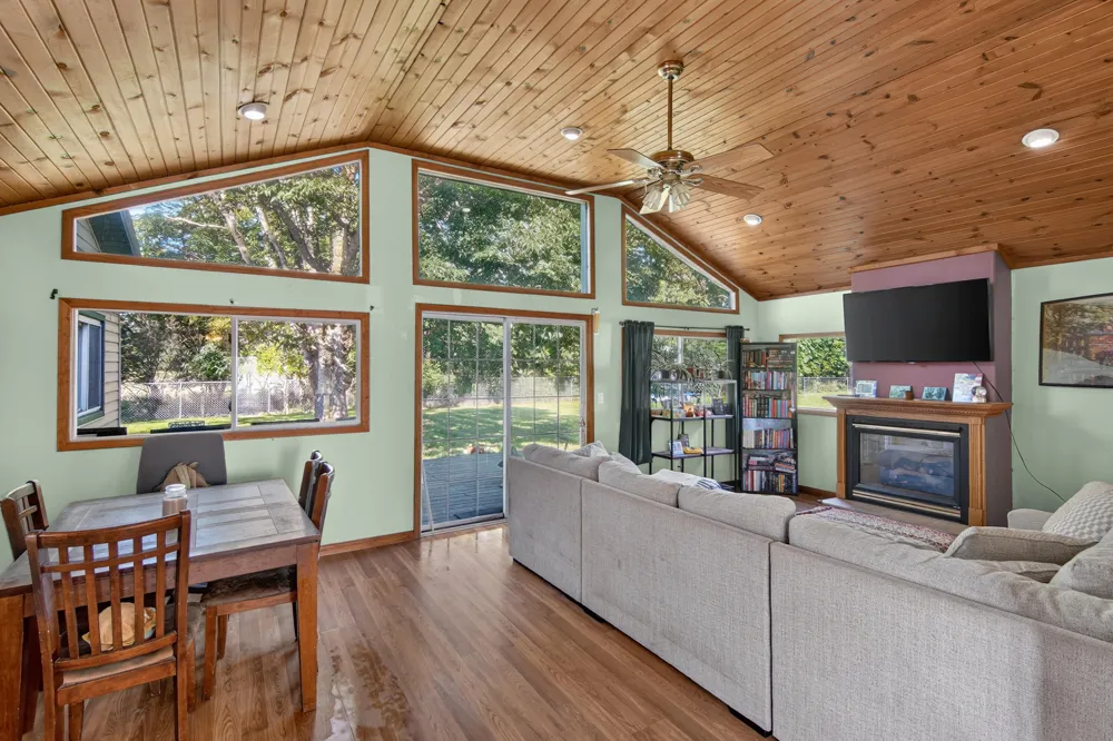 10620 Lake Street Somerset Township, MI 49282