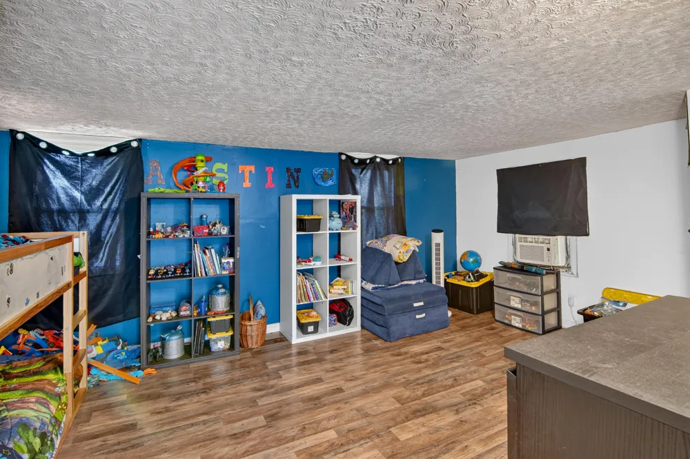 10620 Lake Street Somerset Township, MI 49282