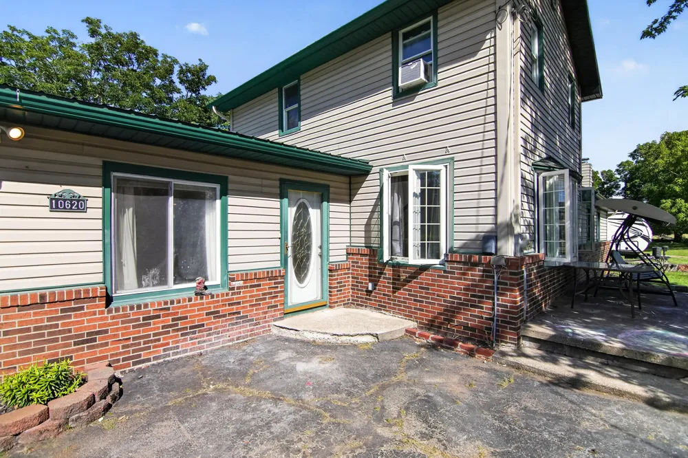 10620 Lake Street Somerset Township, MI 49282