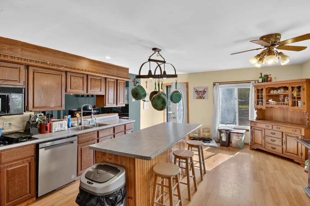 10620 Lake Street Somerset Township, MI 49282