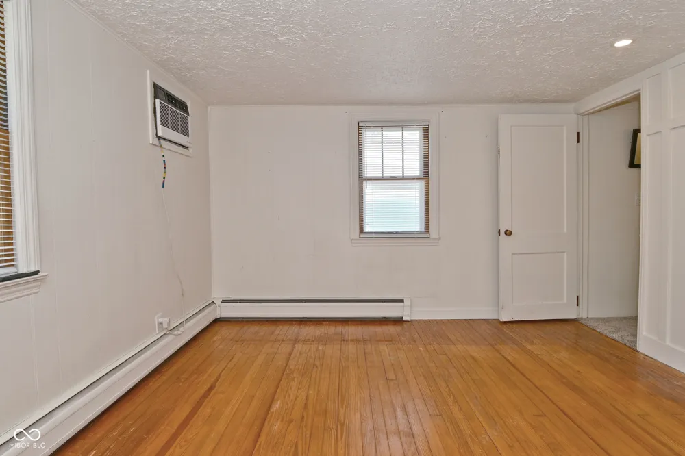 118 8th Street Middletown, IN 47356