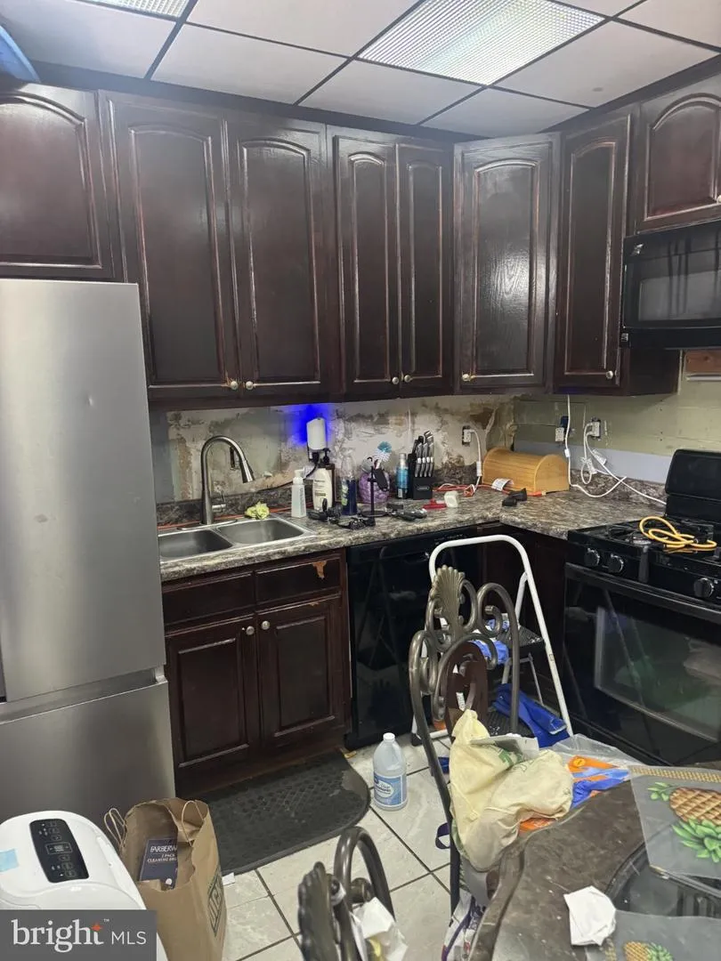 426 E 28TH STREET Baltimore, MD 21218
