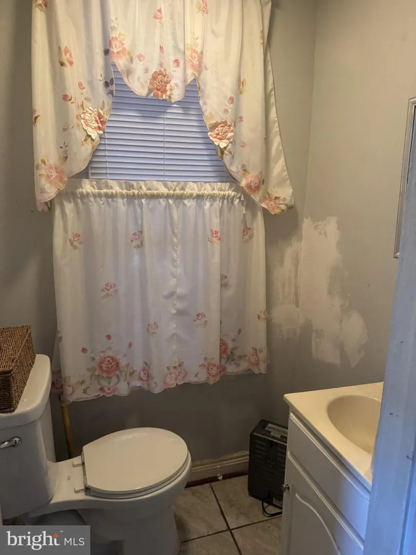 426 E 28TH STREET Baltimore, MD 21218