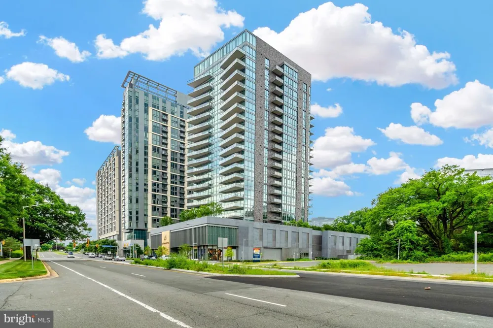 7887 JONES BRANCH DRIVE #503 Mclean, VA 22102